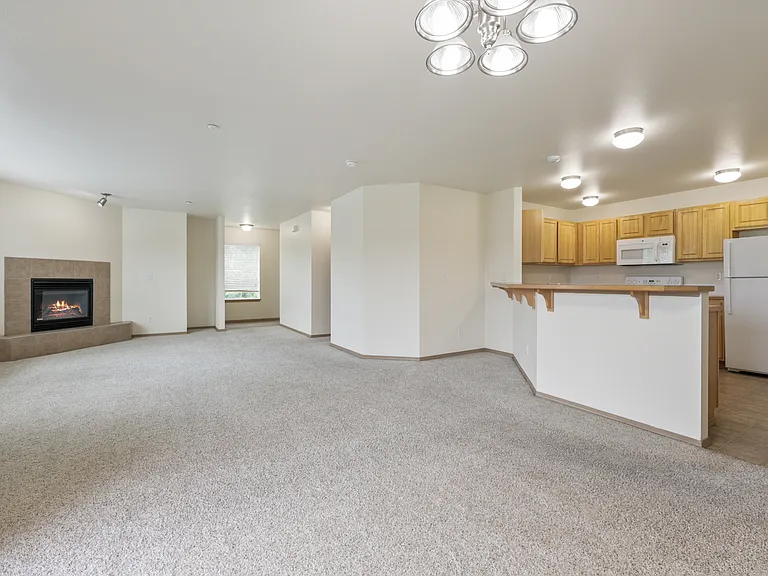 Sumner Square & Rainier View — Photo 49