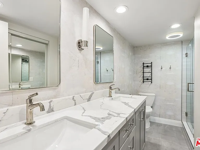 2700 Cahuenga Blvd E #4313 — Photo 17
