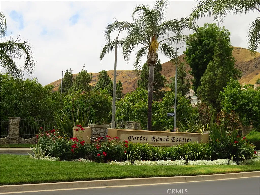 2 bed, 1787 sqft, $3,995 — Photo 2