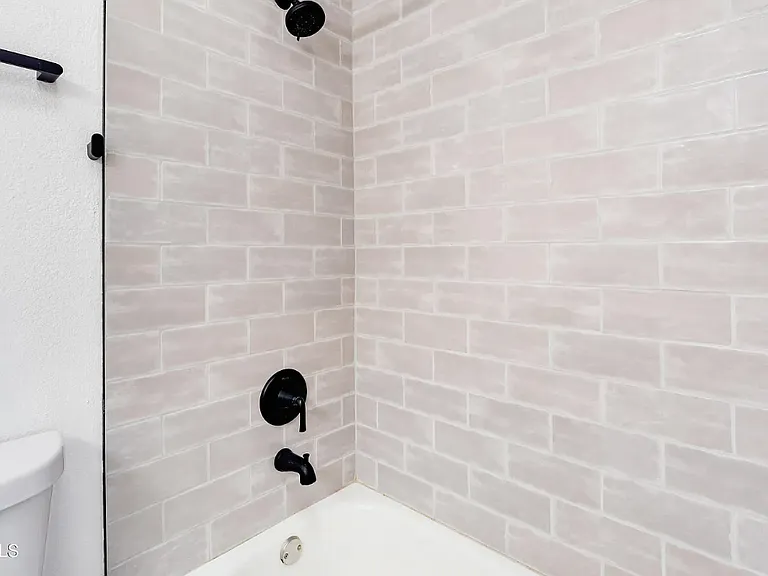27250 N 64th St #7 — Photo 13