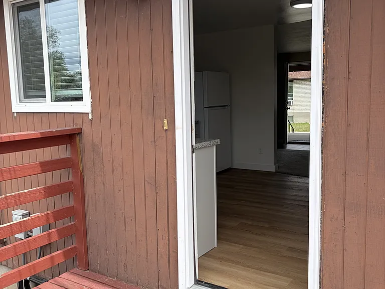 84 E 9230 S — Photo 26