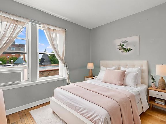5th image of 2540 N Kedzie Blvd APT 308
