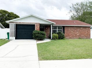 6148 18th St, Zephyrhills, FL 33542