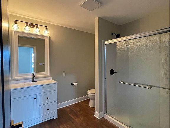 2nd image of 7 Short St #1