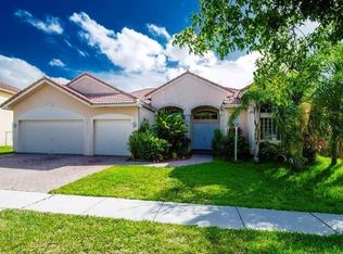 1122 NW 141st Ave, Pembroke Pines, FL 33028