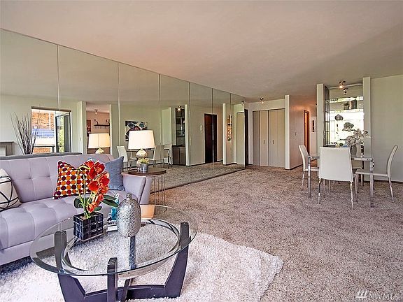 3rd image of 2348 Fairview Ave E Unit 303