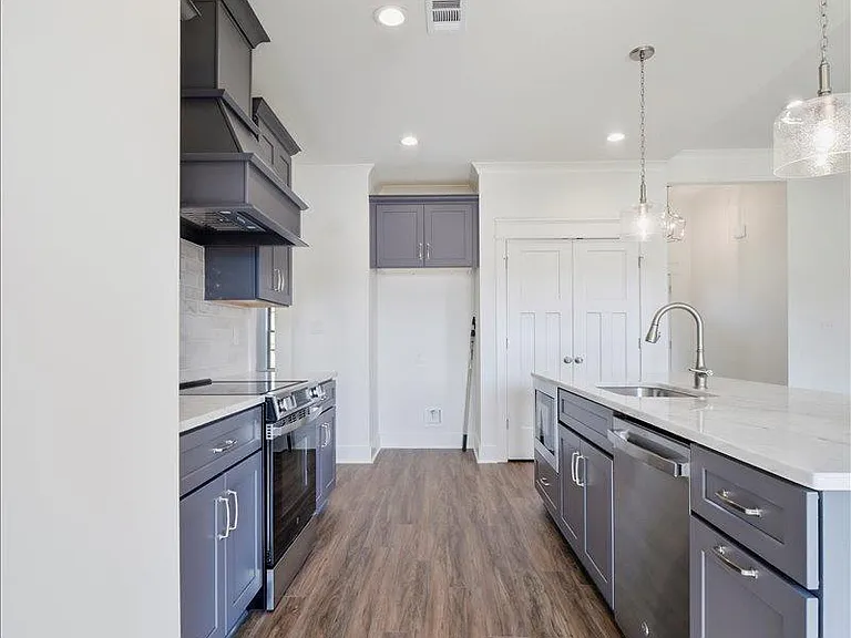 307 Willowbrook Ln — Photo 8