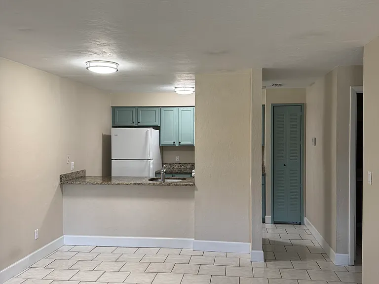 13134 Feather Sound Dr #401 — Photo 2