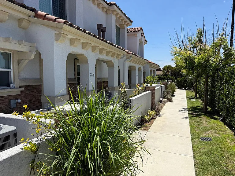 2730 W Ball Rd — Photo 15
