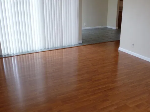 707 Alabama St APT 3, Huntington Beach, CA 92648