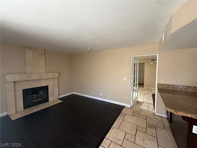 852 Celebration Dr — Photo 12