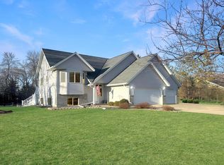 726 37th Ave NE, Willmar, MN 56201