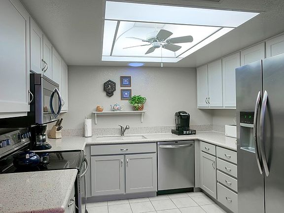 5th image of 9262 E Jenan Dr