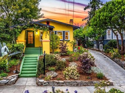 194 John St, Oakland, CA, 94611