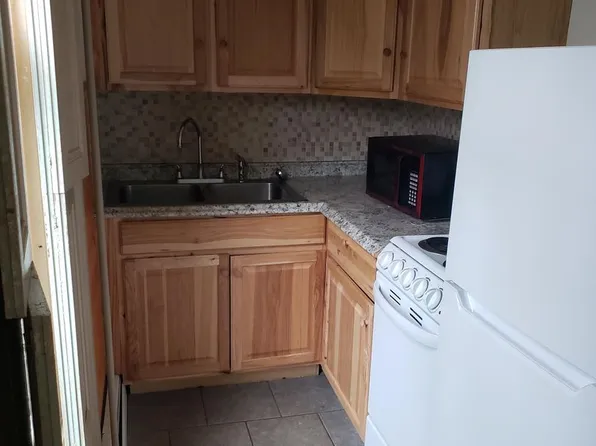 67 Court Street, 67 Court St #1, Bangor, ME 04401