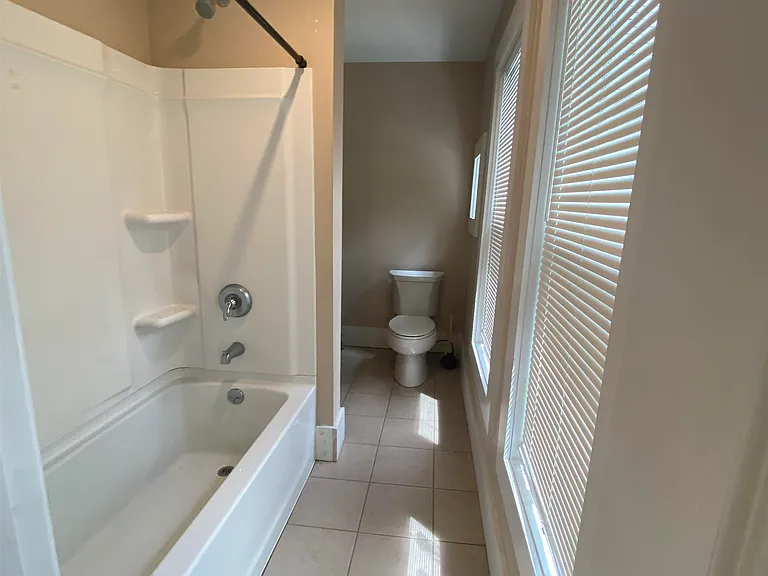 21 Highland Ave #1 — Photo 3