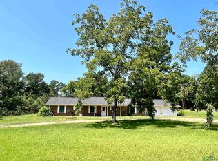 302 County Road 2976, Hughes Springs, TX 75656