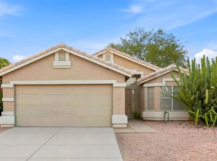 1070 N Robins Way, Chandler, AZ 85225