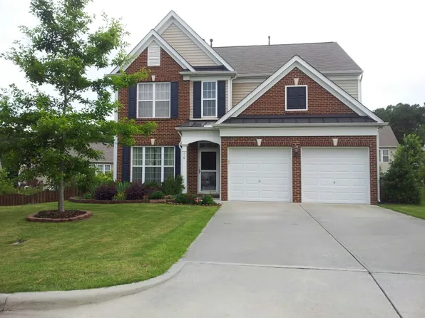 216 Oswego Ct, Morrisville, NC 27560