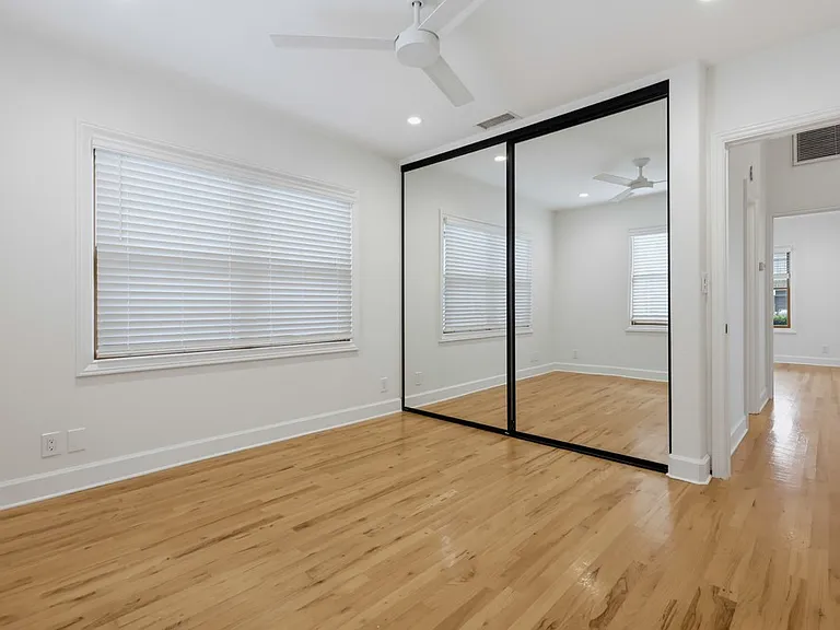 4356 Louisiana St — Photo 25