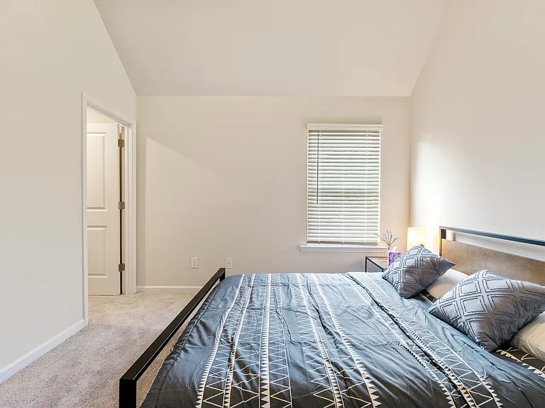 535 Hancock Dr SE — Photo 14