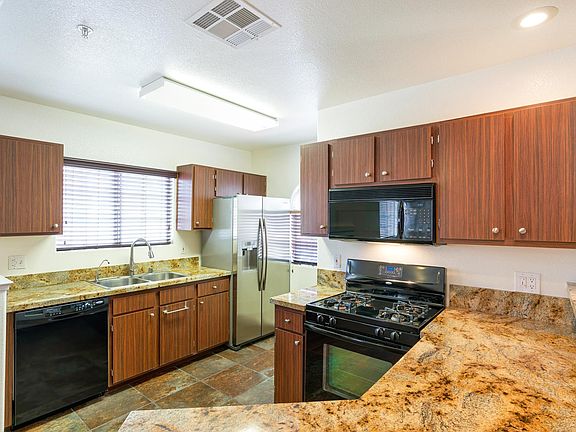 5th image of 2925 Wigwam Pkwy APT 523