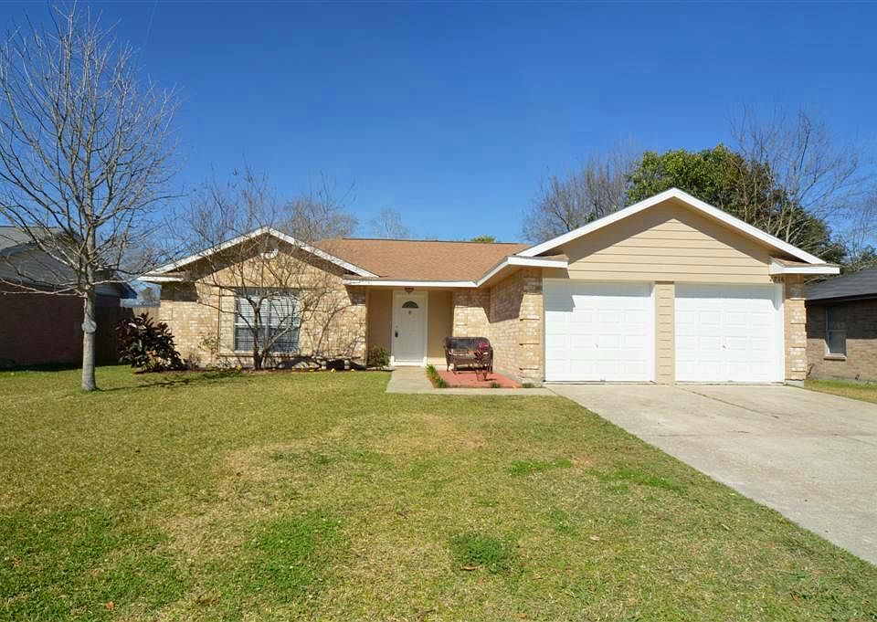 1st image of 2718 Knoxville Dr