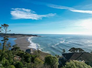 38882 Honey Run Ln, Gualala, CA 95445