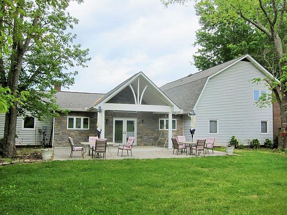 2nd image of 1819 Northwood Dr