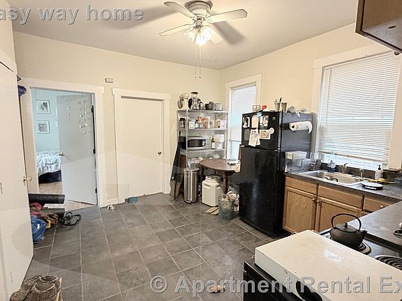 3rd image of 1210 Cambridge St #4A
