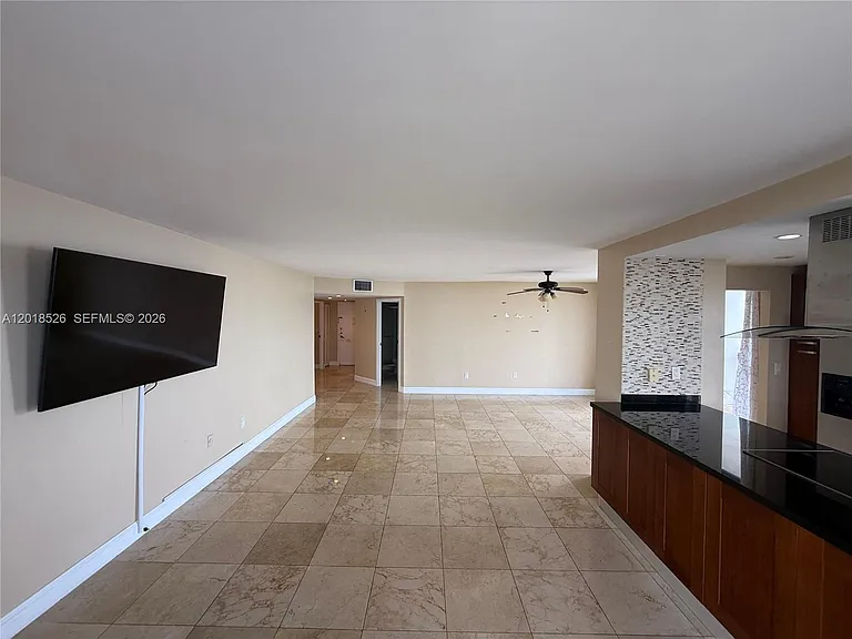 2333 Brickell Ave #602 — Photo 50