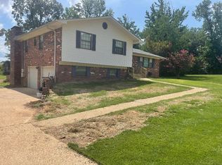 710 Jefferson St, Jacksonville, AR 72076