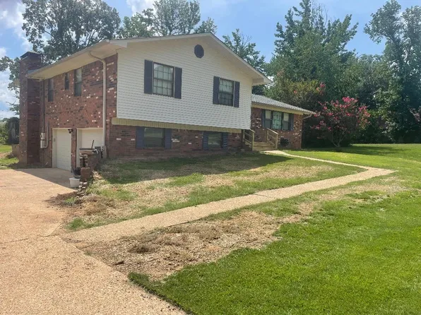 710 Jefferson St, Jacksonville, AR 72076