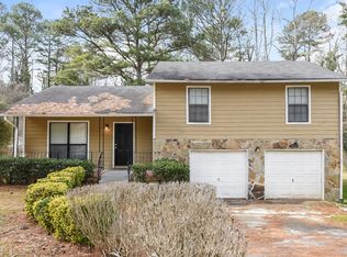 2465 Fairway Cir SW, Atlanta, GA 30331