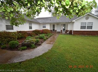 611 N Wheeler Ave, Sallisaw, OK 74955