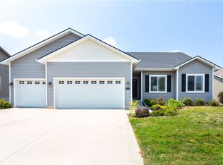 1930 SE Waddell Way, Waukee, IA 50263