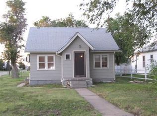 241 W 15th St NW, Russell, KS 67665