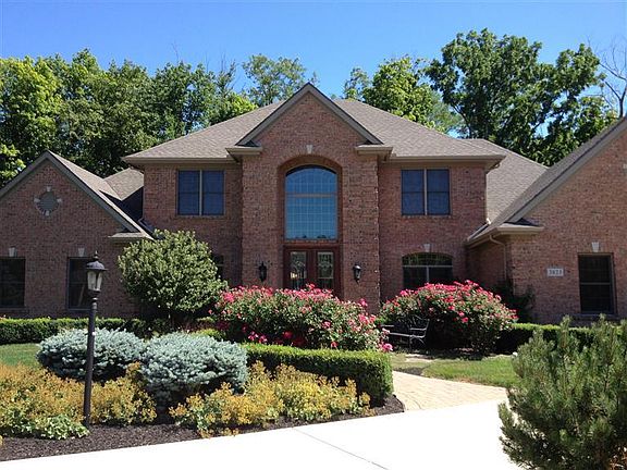 2nd image of 3823 Glory Ct