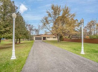 6951 Riverside Dr, Mount Pleasant, MI 48858