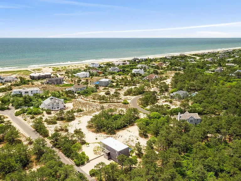 2 Mitchell Dunes Ln — Photo 16