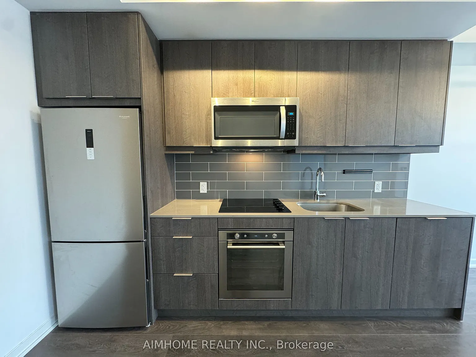 2 bed, $2,400 — Photo 2