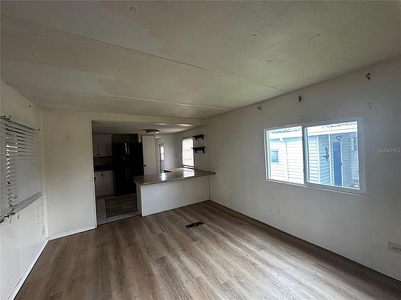 4th image of 324 TRAILORAMA DRIVE