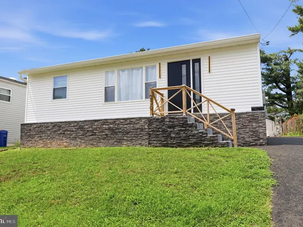1230 Hall Ave, Abington, PA 19001