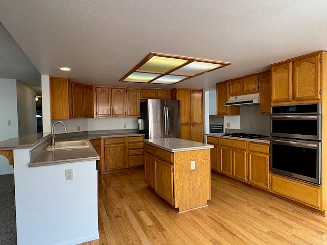 1770 Lakeland Hills Drive - 1 — Photo 3
