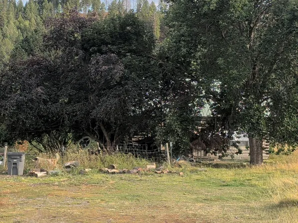 2477 Cedonia Addy Rd, Addy, WA 99101