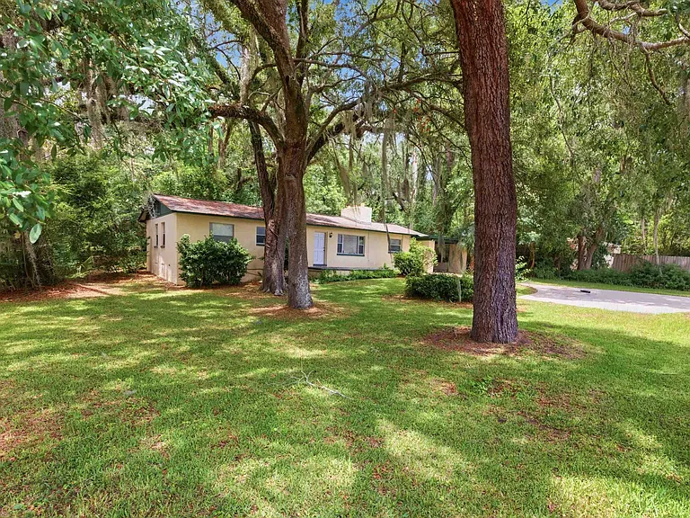 1734 W Tharpe St — Photo 34