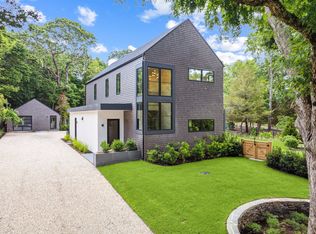 121 Barnes Hole Rd, East Hampton, NY 11937