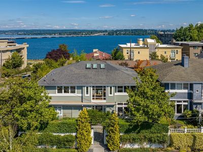 2068 42nd Avenue E, Seattle, WA, 98112