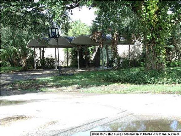 4th image of 1645 S Sherwood Forest Blvd