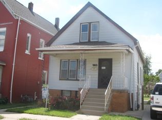 12754 Wood St, Blue Island, IL 60406